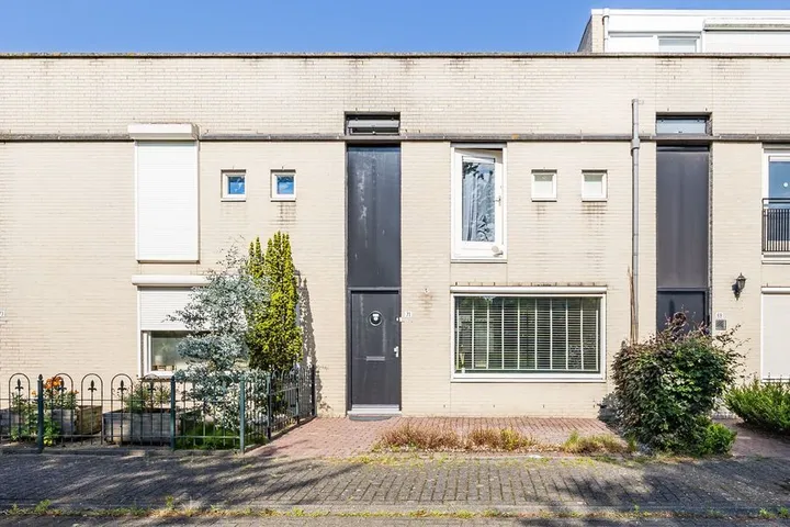 Tussenwoning te koop: Ruimelsingel 71, Dalem Noord II Tilburg