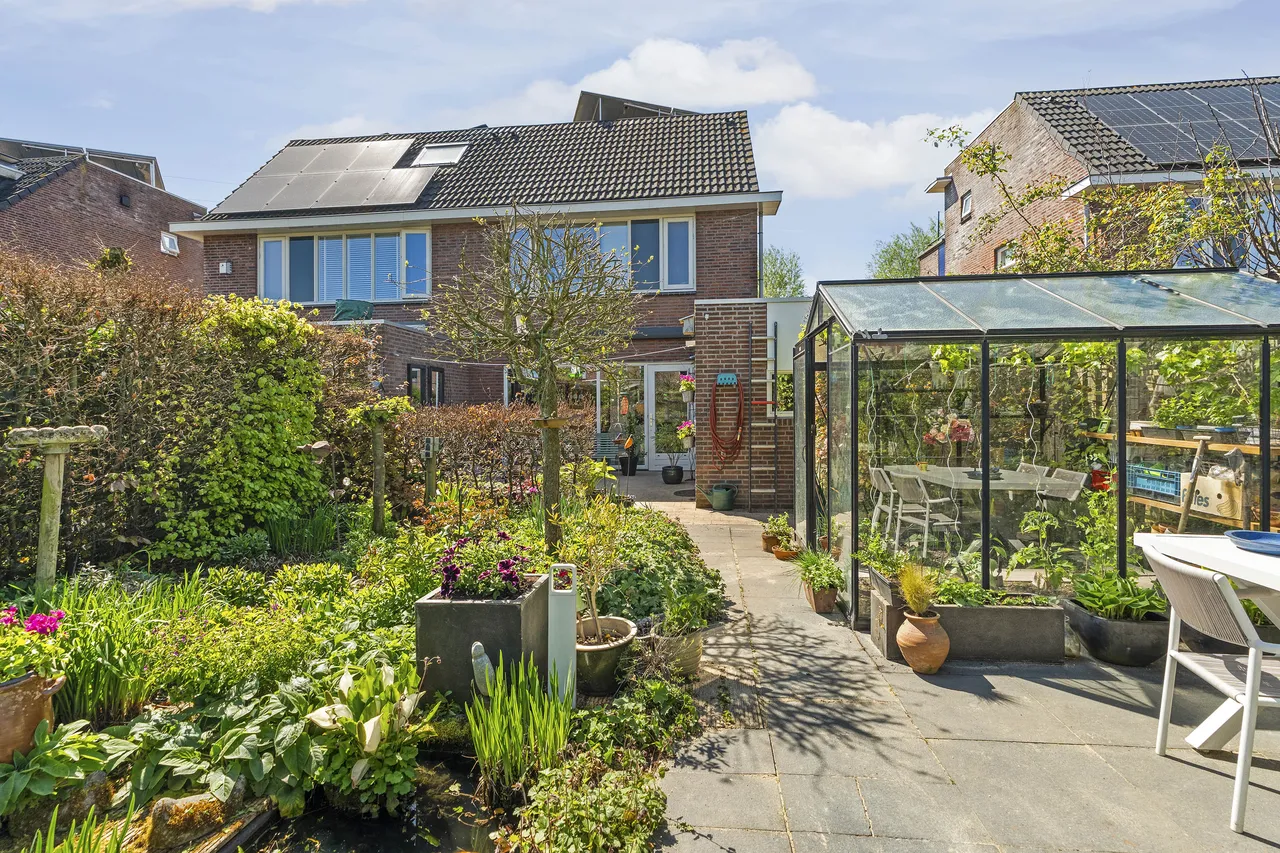 Tussenwoning te koop: Ruimoord 7, Zetten