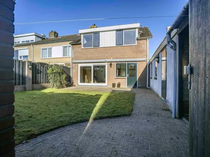 Hoekwoning te koop: Ruimtevaartstraat 24, Molenwijk (noord) Loon Op Zand