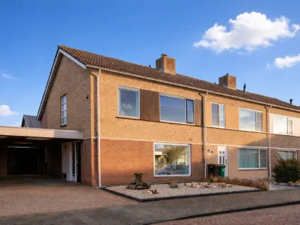Hoekwoning te koop: Ruimtevaartstraat 24, Molenwijk (noord) Loon Op Zand