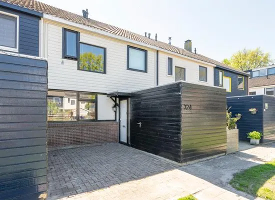 Tussenwoning te koop: Ruinerbrink 324, Bargeres Emmen
