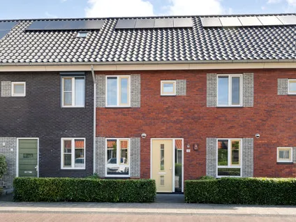 Tussenwoning te koop: Ruisvoorn 13, Westerbouwlanden Nieuwleusen