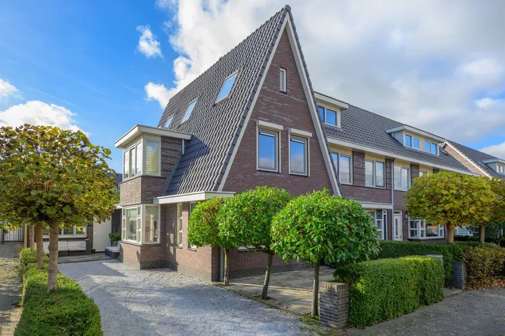 Hoekwoning te koop: Ruisvoornlaan 16, Oosteinde Aalsmeer