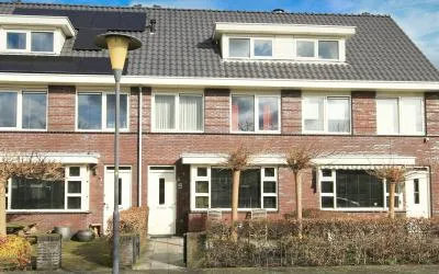 Tussenwoning te koop: Ruisvoornlaan 5, Aalsmeer