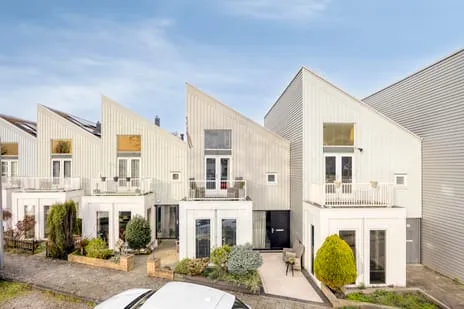 Tussenwoning te koop: Ruisvoornvijver 3, De Vissen 'S-Gravenhage