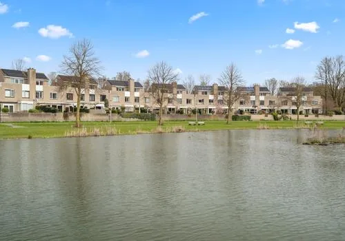 Tussenwoning te koop: Ruitercamp 115, Campen Houten