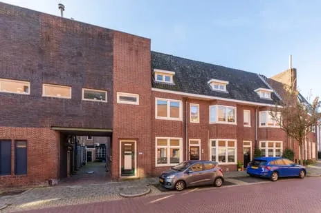 Tussenwoning te koop: Ruitersweg 13, Havenstraatbuurt Hilversum