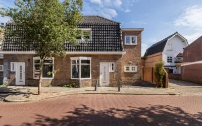 Twee-onder-één-kap te koop: Ruitersweg 74, Havenstraatbuurt Hilversum
