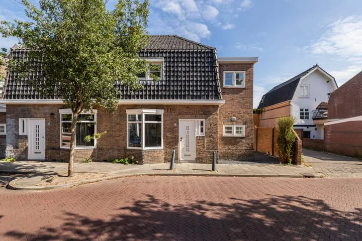 Semi-detached for sale: Ruitersweg 74, Havenstraatbuurt Hilversum