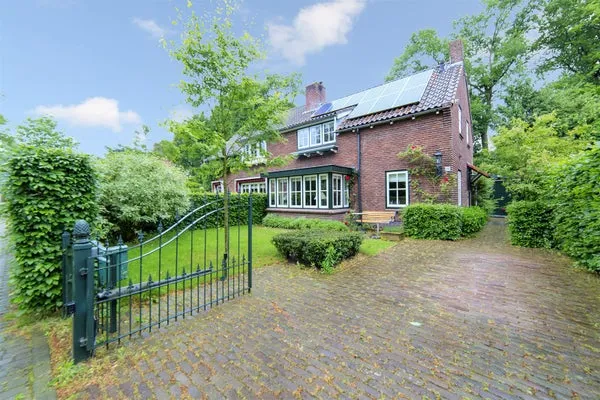 Woning te huur: Ruiterweg, Laren-Centrum Laren