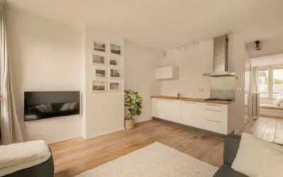 Studio te koop: Rustenburgerstraat 125-4, Van der Helstpleinbuurt Amsterdam