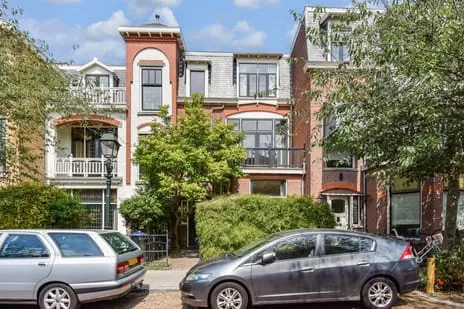 Tussenwoning te koop: Rusthoekstraat 52, Visserijbuurt 'S-Gravenhage