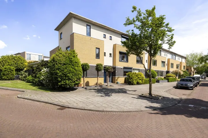 Hoekwoning te koop: Rusthout 33, Dubbeldam-Noord Dordrecht