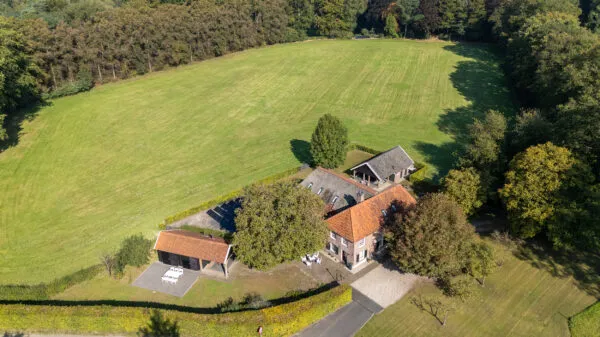 Twee-onder-één-kap te koop: Ruurloseweg 79, Verspreide huizen Delden en Veldwijk Vorden