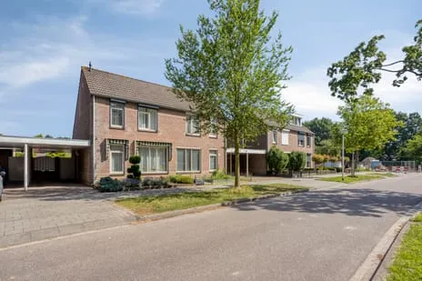 Hoekwoning te koop: Ruusbroeclaan 125, Binderen Helmond