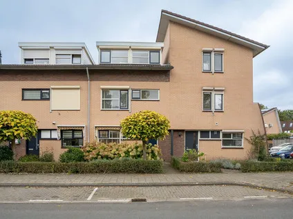 Tussenwoning te koop: Ruwenbos 25, Ruwenbos Enschede