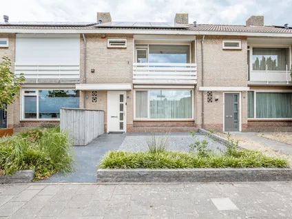 Tussenwoning te koop: Ruymheuvel 6, Omg. Achterbos/Papenakker Moergestel
