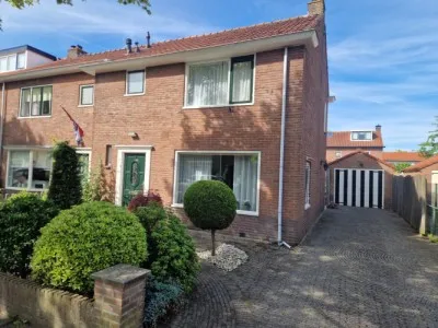 Hoekwoning te koop: Ruysdaellaan 26, Nieuw-Loosdrechtsedijk Loosdrecht
