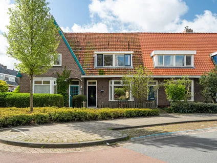 Tussenwoning te koop: Ruysdaelstraat 3, Gerard Dou Leeuwarden