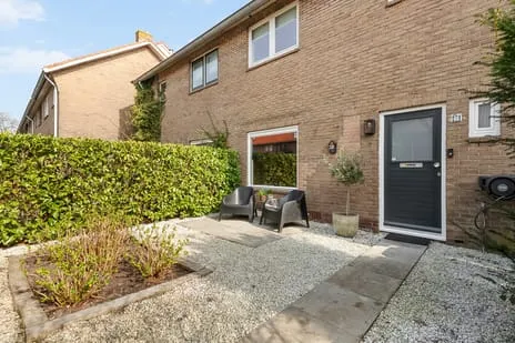 Tussenwoning te koop: Ruysstraat 66, Midden Eng-West Bussum
