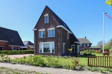 Vrijstaande woning te koop: Rypsterdyk 28, Menaam West Menaam