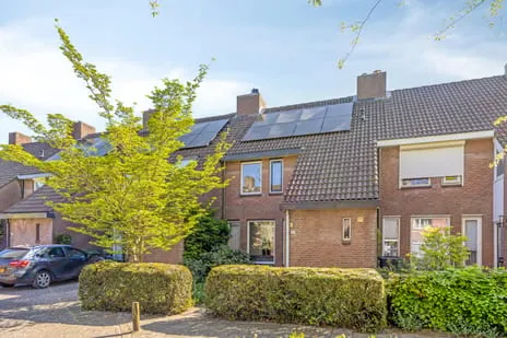 Tussenwoning te koop: Röntgenlaan 21, Vijfhoeven Vlijmen
