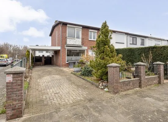 Hoekwoning te koop: Röntgenstraat 46, Grasbroek Heerlen