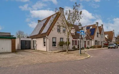 Hoekwoning te koop: 's-Gravenwaardsedijk 1, Tolkamer Tolkamer