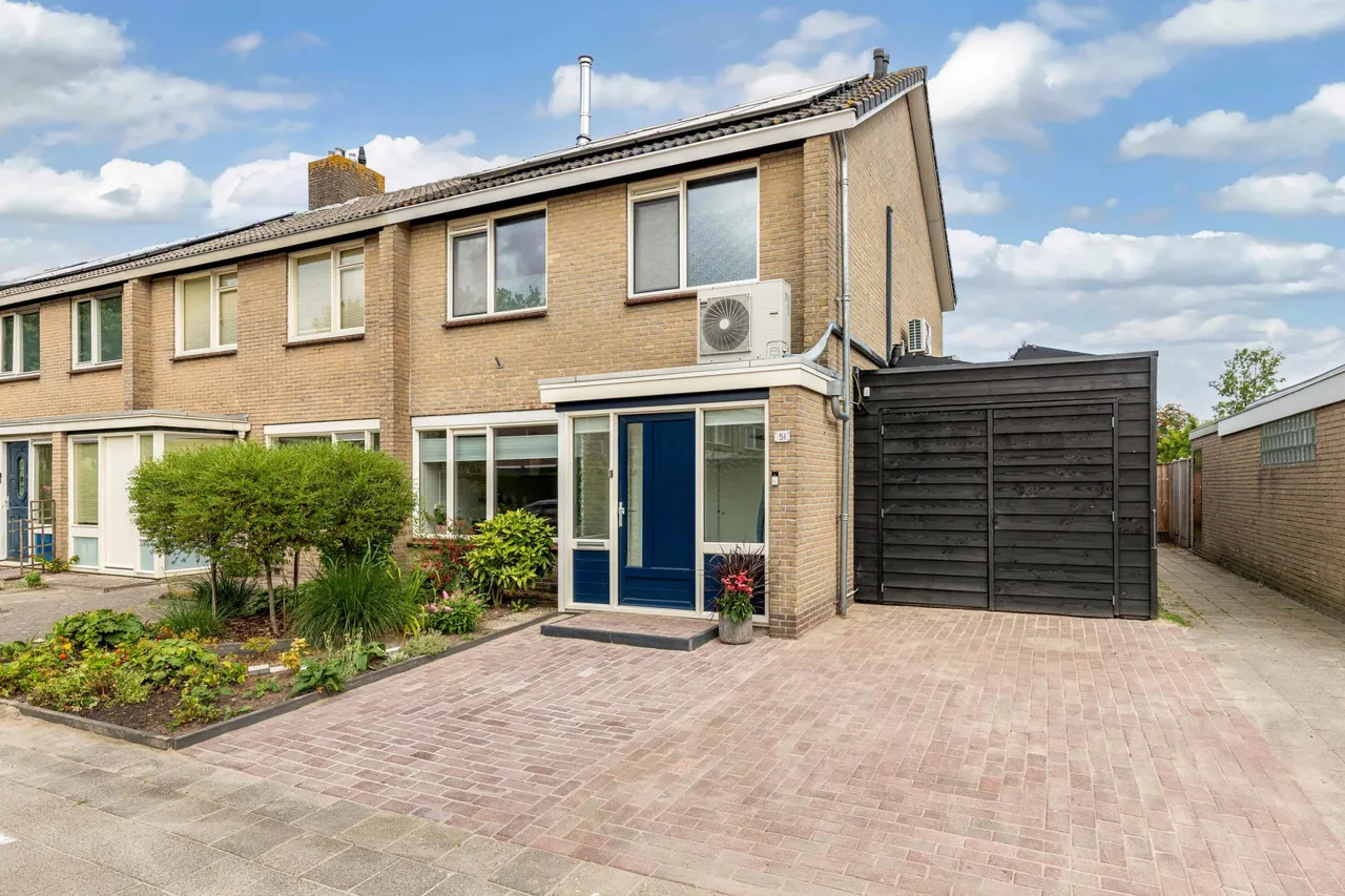 Hoekwoning te koop: S.H.de Rooshof 51, Drachten