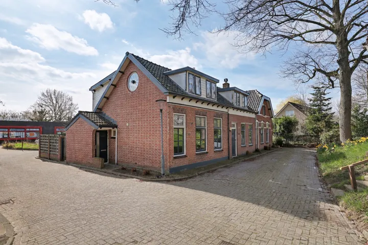 Hoekwoning te koop: 's-Heer Hendrikskinderendijk 32, Goes-West Goes