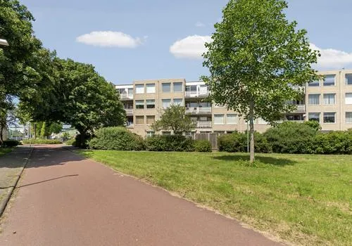 Appartement te koop: S. van Ravesteynstraat 74, Bouwmeesterbuurt Oost Almere