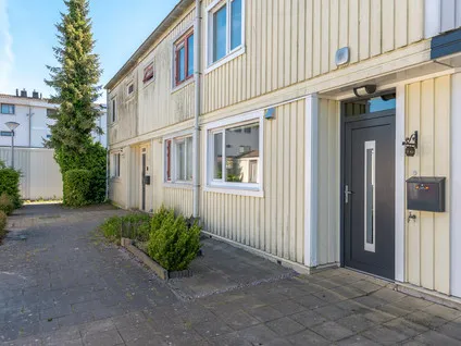 Tussenwoning te koop: S. van Ravesteynstraat 19, Bouwmeesterbuurt Oost Almere