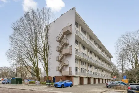 Appartement te koop: S.M. Hugo van Gijnweg 5, Crabbehof-Noord Dordrecht