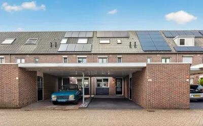 Terraced house for sale: Sadatsingel 21, De Singels Ede