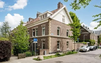 Twee-onder-één-kap te koop: Saenredamstraat 77, Frans Halsbuurt Haarlem