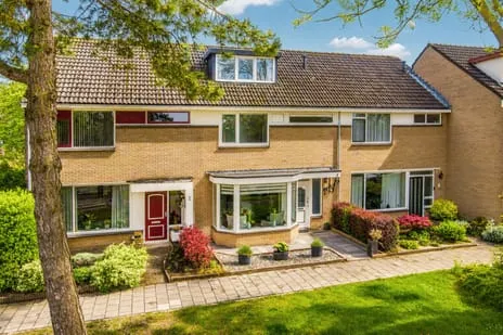 Terraced house for sale: Saffier 3, Edelstenenwijk Heerhugowaard