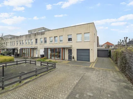 Hoekwoning te koop: Saffier 59, Edelesteen en Schildersbuurt Anna Paulowna
