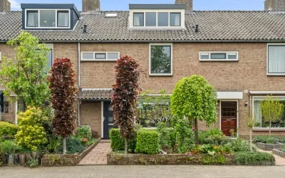 Tussenwoning te koop: Sagenlaan 18, Koperhorst Amersfoort