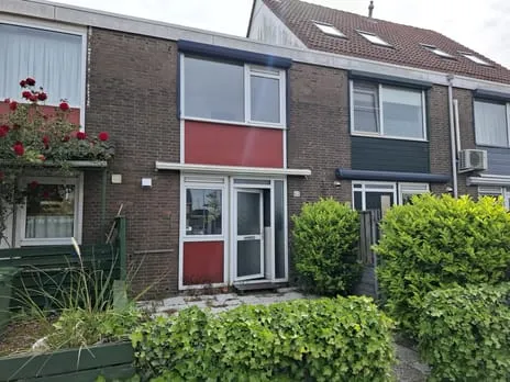 Tussenwoning te koop: Sagiusstraat 62, Pernis Pernis Rotterdam
