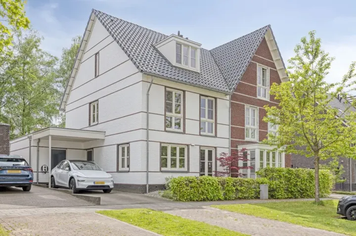 Twee-onder-één-kap te koop: Saksen-Coburg 15, Klarenbeek Arnhem