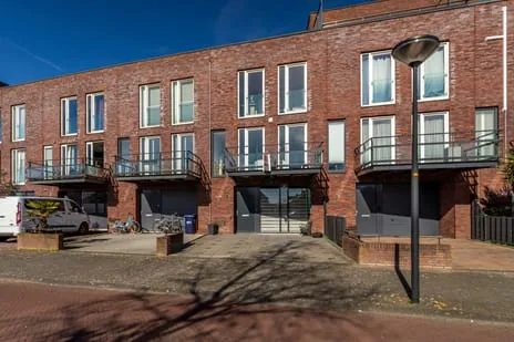 Tussenwoning te koop: San Franciscosingel 35, Hoge Veld 'S-Gravenhage