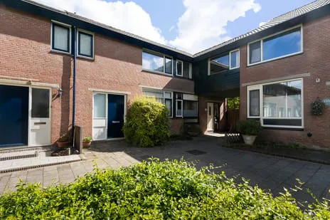 Tussenwoning te koop: Sandenburg 156, Zuilenburg en omgeving Dordrecht