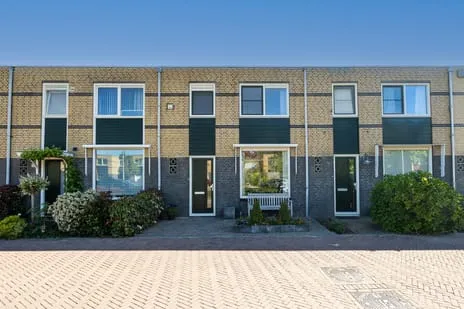 Tussenwoning te koop: Sandenburg 77, Alphen Aan Den Rijn
