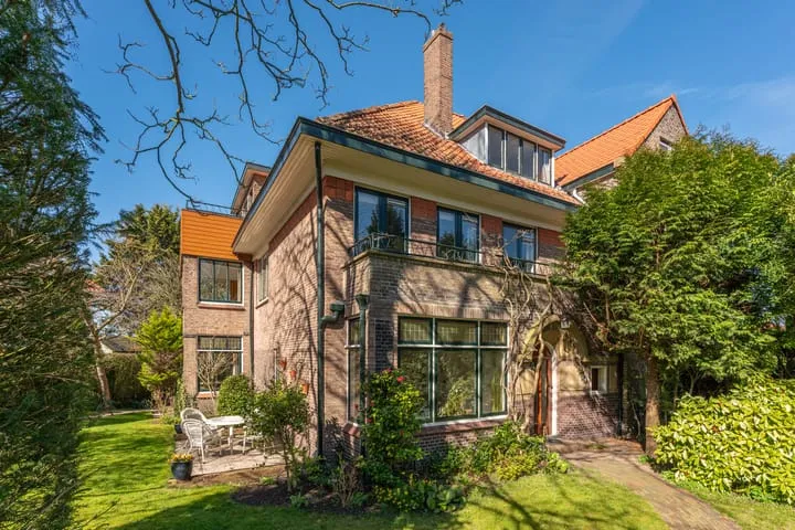 Semi-detached for sale: Santhorstlaan 87, De Deijl Wassenaar