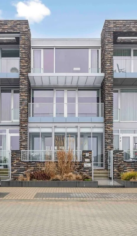 Tussenwoning te koop: Santplaet 226, Het Balkon Maassluis