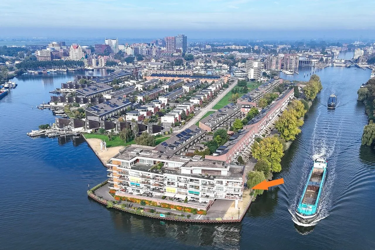 Appartement te koop: Sarema 8, Zaandam