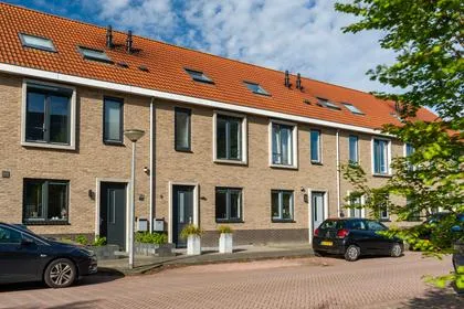 Tussenwoning te koop: Sarongweg 9, Indische Buurt Oost Almere