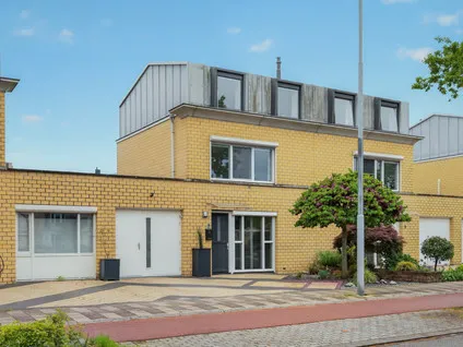 Tussenwoning te koop: Sartrelaan 7, Blixembosch-Oost Eindhoven