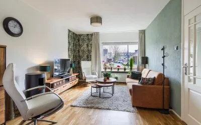 Tussenwoning te koop: Sartrestraat 21, Anklaar Apeldoorn