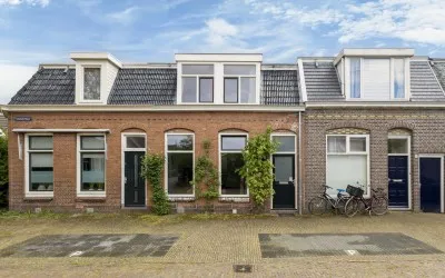 Tussenwoning te koop: Saskiastraat 8, Welgelegen Leeuwarden